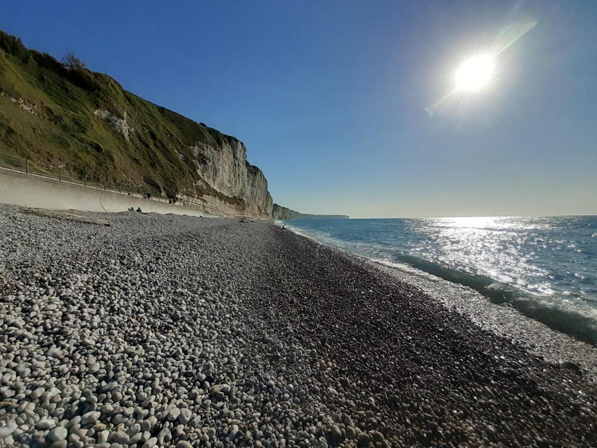 Camping Les Falaises De Toussaint Экстерьер фото
