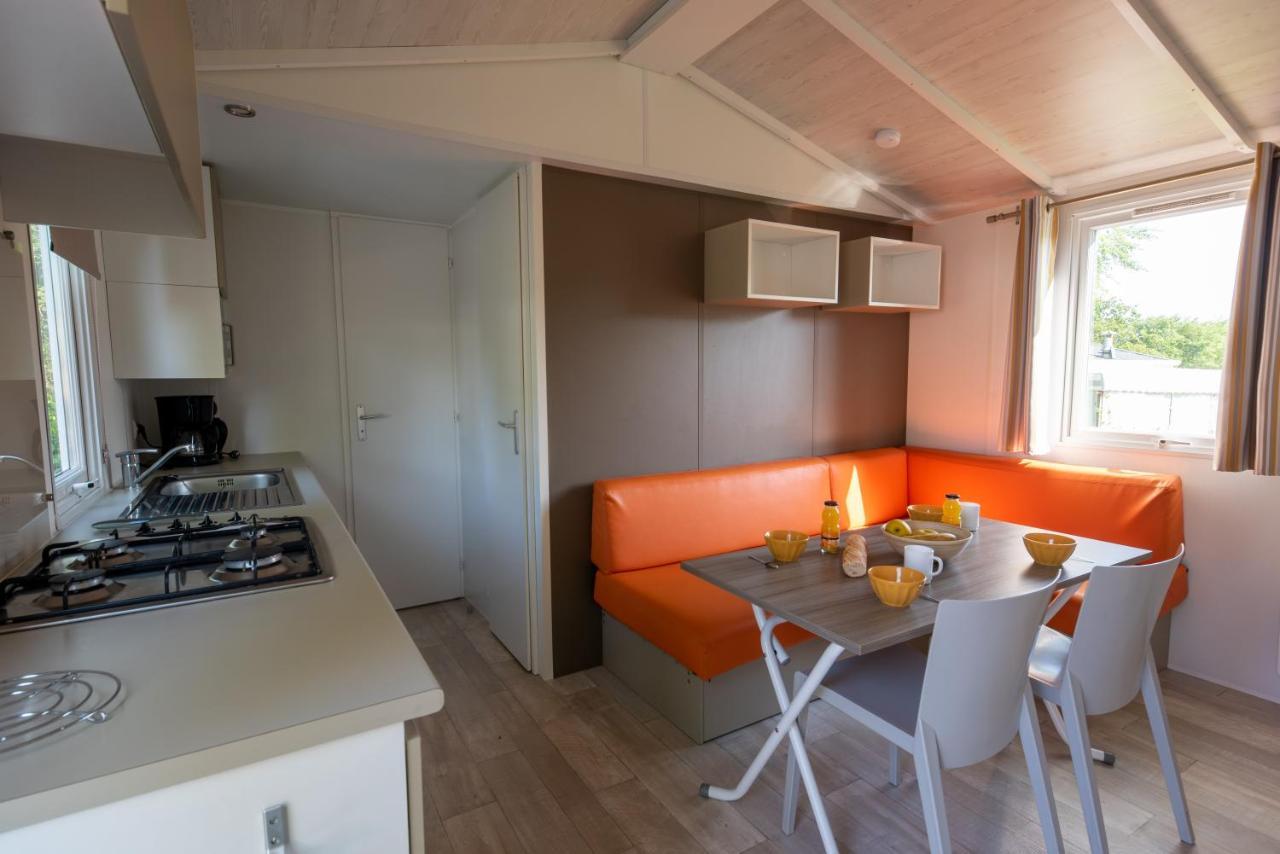 Camping Les Falaises De Toussaint Экстерьер фото